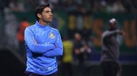 Abel tem reunião com elenco do Palmeiras antes de decisão na Libertadores