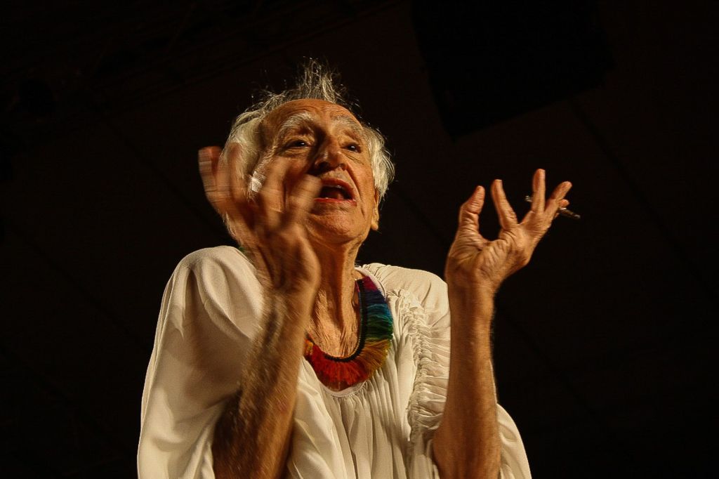 Foto de arquivo sem data do dramaturgo José Celso Martinez Corrêa, o Zé Celso, em apresentação no Teatro Oficina, em São Paulo.