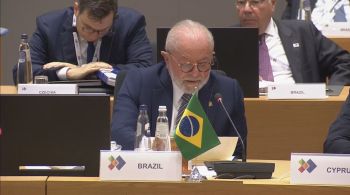 Na Cúpula da Celac e da União Europeia, o presidente brasileiro se referiu ao valor de gastos militares globais, que bateram o recorde em 2022, impulsionados pela guerra na Ucrânia