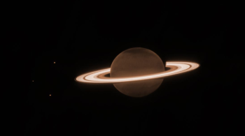 Ao longo dos anos, a atmosfera e o planeta e seus anéis foram observados por outras missões, como a Pioneer 11 da NASA, as Voyagers 1 e 2, a espaçonave Cassini e o Telescópio Espacial Hubble
