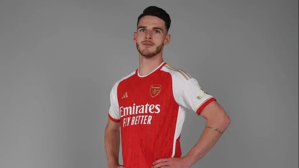 O inglês Declan Rice com a camisa do Arsenal