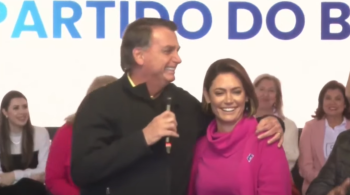 Ex-presidente do Brasil deu declaração na tarde deste sábado durante evento do PL Mulher em Santa Catarina, ao lado de sua esposa