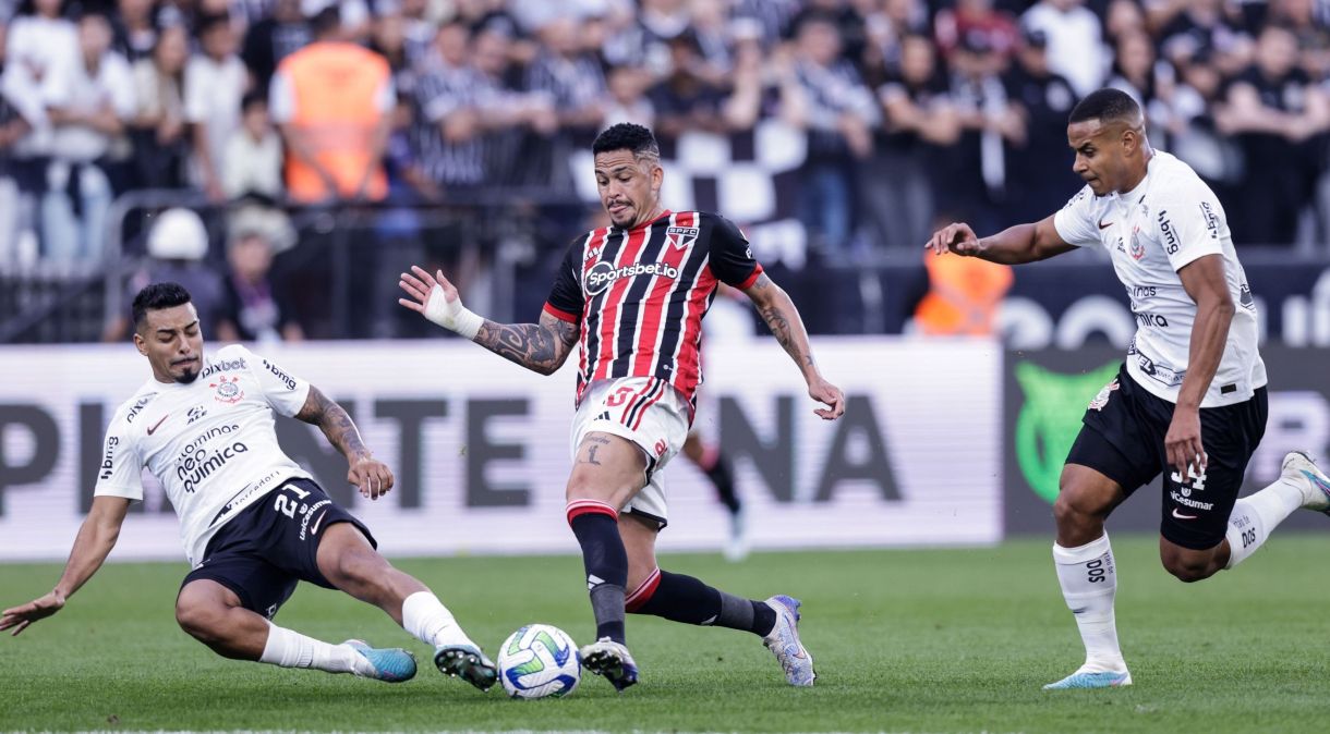 Corinthians e São Paulo empataram em 1 a 1 no primeiro turno do Campeonato Brasileiro