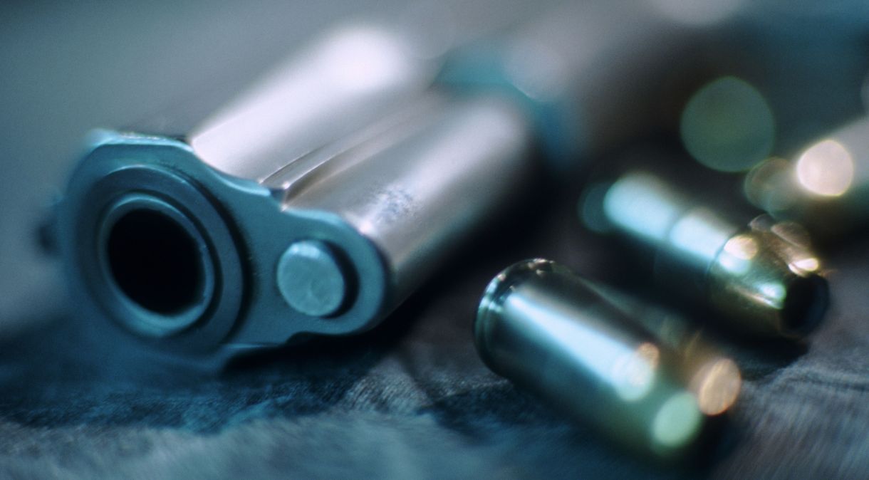 Especialistas alertam que as armas desviadas podem cair nas mãos do crime organizado