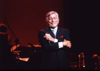 Conheça seis curiosidades sobre o cantor Tony Bennett, que morreu aos 96 anos