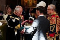 Escócia celebra com pompa segunda coroação do rei Charles III e da rainha Camilla