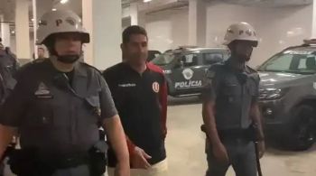 Membro da equipe do Universitário, Sebastian Avellino Vargas, fez gestos racistas contra torcedores do Corinthians 