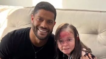 Alice Ribeiro, de 12 anos, convive com uma epidermólise bolhosa desde que nasceu