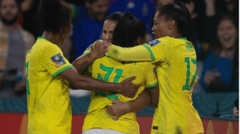 Com a derrota para França, Brasil entra pressionado para enfrentar a Jamaica na última rodada