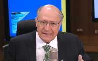 Programa de automóveis foi o que levou Brasil à deflação, diz Alckmin