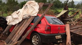 Instituto Nacional de Meteorologia (Inmet) colocou o Rio Grande do Sul e Santa Catarina em alerta vermelho, na situação de “grande perigo”, devido à passagem do fenômeno meteorológico