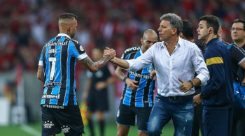 O jogador foi considerado o melhor jogador da América quando defendia o time gaúcho