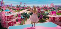 “Barbie” está prestes a se tornar o filme com maior bilheteria de 2023 nos EUA