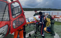 Embarcação vira com 5 turistas a bordo em Alagoas