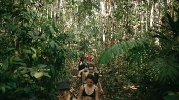 Cerca de 70 influenciadores participaram de expedição a uma comunidade indígena na Amazônia para entender como o marketing de influência pode ser uma ferramenta de transformação social e ambiental