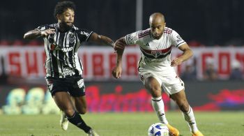 Hulk, de falta, e Pavón, de pênalti, deram a vitória ao Galo pelo Campeonato Brasileiro