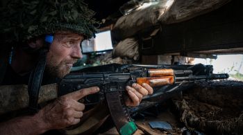 Com menos tropas, armas e munições, ucranianos têm dificuldade para manter suas posições