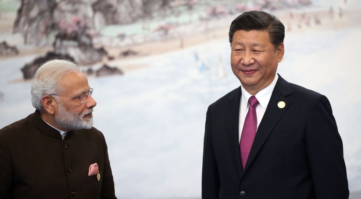 O primeiro-ministro da Índia, Narendra Modi, e o líder chinês Xi Jinping
