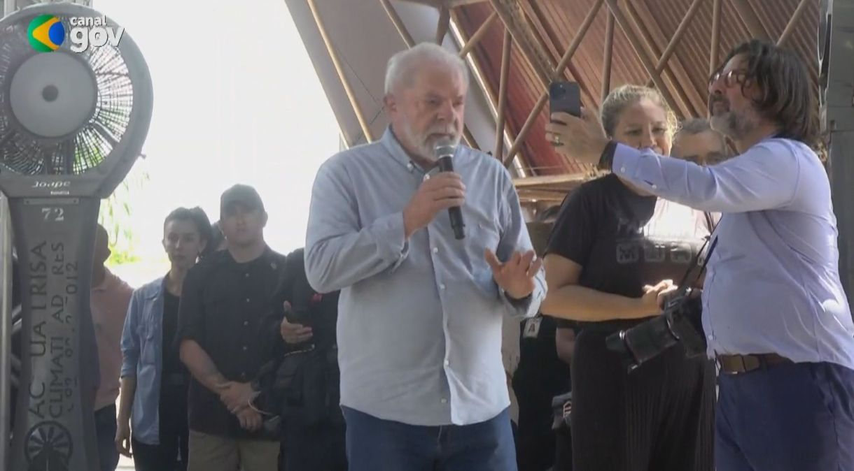 Lula discursa em evento em Parintins, no Amazonas.