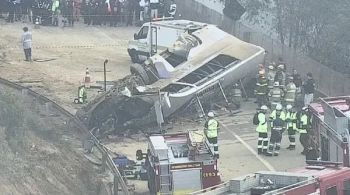 Torcida organizada está em luto após acidente de ônibus que deixou sete mortos na madrugada deste domingo (20)