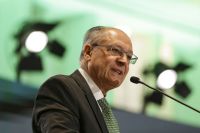 Presidente em exercício, Alckmin foca em agenda econômica em SP