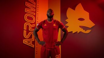 Atacante belga foi anunciado como reforço da Roma nesta quinta-feira (31); empréstimo é válido até o fim da atual temporada