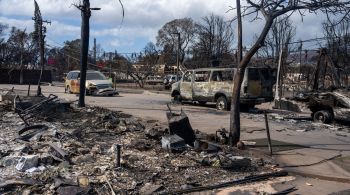 Autoridades estimam que o número de mortos deve subir à medida em que os bombeiros conseguirem resgatar mais corpos