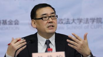 Cisto de aproximadamente 10 centímetros foi detectado no rim de Yang Hengjun, crítico do governo chinês