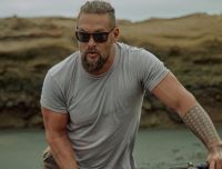 Jason Momoa diz estar "devastado e com o coração partido" pelos incêndios em Maui