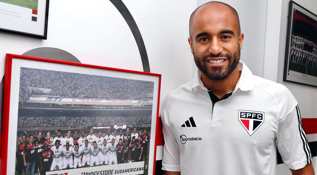 Lucas Moura assinou contrato com o Tricolor até o fim de 2023