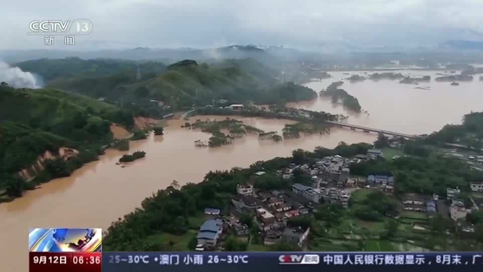 Sul da China foi inundado após fortes chuvas provocadas pela passagem do tufão Haikui