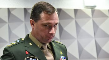 Almirante Marcos Sampaio Olsen afirmou à CNN que informações precisam ser plenamente esclarecidas e rejeitou conduta política de militares