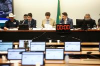 Governistas pressionam Salles para desistir do indiciamento de deputado petista na CPI do MST