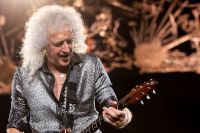 Guitarrista do Queen, astrofísico Brian May ajuda Nasa em missão para capturar asteroide do espaço