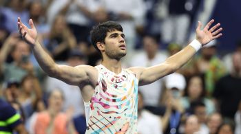 Espanhol venceu o alemão com tranquilidade e vai para sua quarta semifinal de Grand Slam na carreira