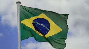 Brasil é considerado uma democracia capenga pelo departamento de inteligência do "The Economist" por conta de mau funcionamento do governo e pouca cultura política