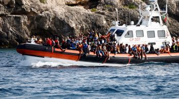 Na terça-feira (19), a primeira-ministra italiana, Georgia Meloni, disse que não permitirá que o país “se torne o campo de refugiados da Europa“