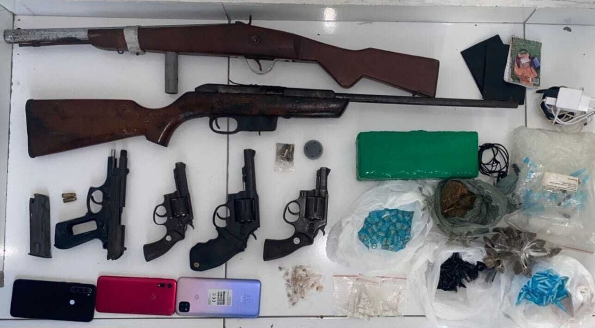 Nova ação da Operação Paz apreendeu seis armas de fogo, além de maconha, cocaína e crack na Bahia