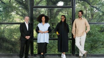 Reunião das biografias dos pesquisadores Diane Lima, Grada Kilomba, Hélio Menezes e Manuel Borja-Villel é uma verdadeira "coreografia do impossível"