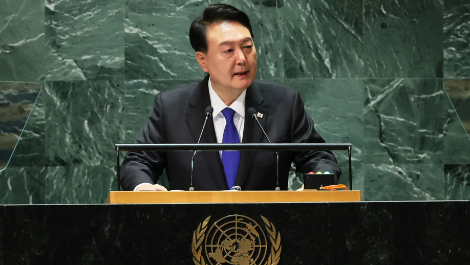 O presidente sul-coreano, Yoon Suk Yeol, discursa na Assembleia Geral das Nações Unidas na sede da ONU em 20 de setembro na cidade de Nova York