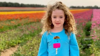 Informação inicial dada a Thomas Hand era que Emily Hand havia morrido nos ataques de 7 de outubro; semanas depois, autoridades israelenses voltaram atrás e disseram que não tinham certeza sobre a morte da garota