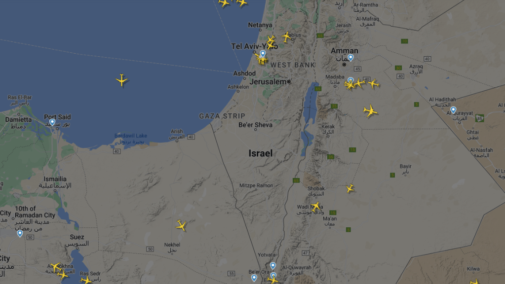 Espaço aéreo de Israel esvaziado às 2h25, no horário local, da segunda-feira (9)