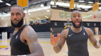 Vídeo: A reação de LeBron James ao saber que é o jogador mais velho da NBA