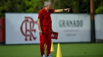 Goleiro Rossi completa seis partidas defendendo a meta do Flamengo, encerra disputa pela titularidade e defende o atual sistema defensivo