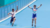 Patinador sul-coreano comemora antes da hora e perde ouro por centésimo de segundo