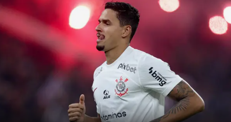 Lucas Veríssimo deixará o Corinthians após seis meses de clube