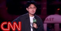 Comediante de stand-up chinês é forçado a se desculpar após piada militar irritar autoridades