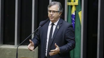 Coordenador da Frente, deputado Joaquim Passarinho indica à CNN que o texto da regra fiscal foi construído junto à equipe econômica do governo e critica a escolha pelo veto