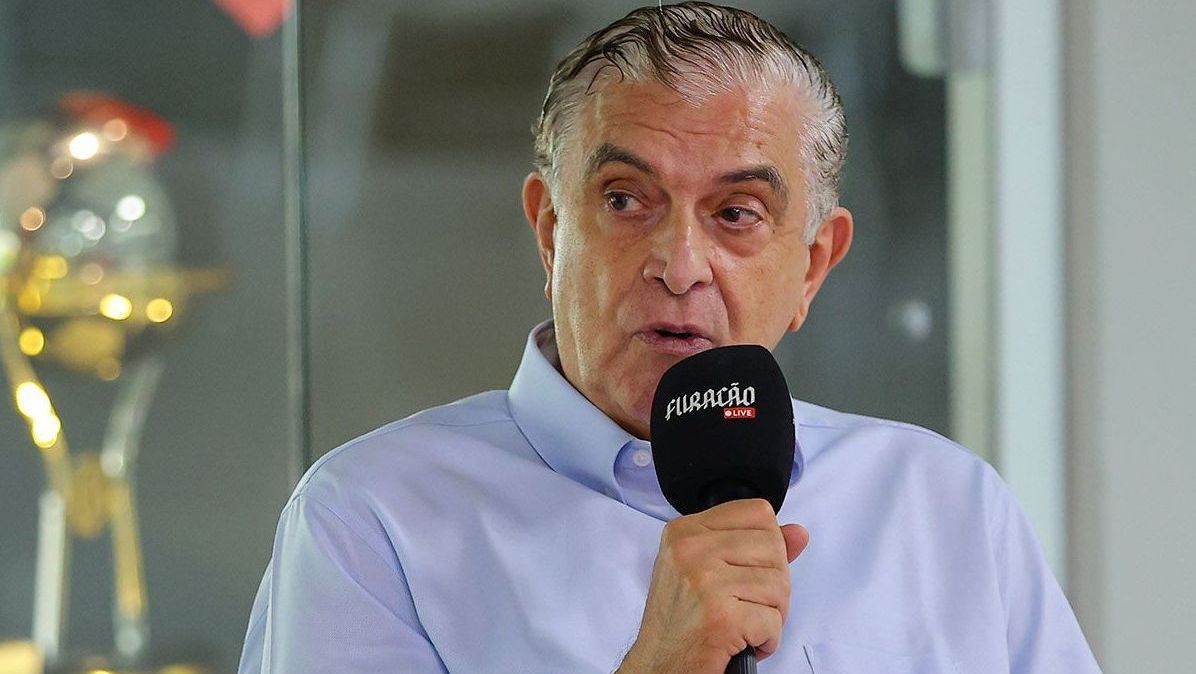 Mario Celso Petraglia em entrevista à TV do Athletico-PR