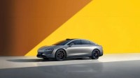 Huawei lança carro elétrico para competir com Tesla